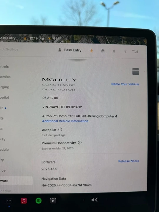 2023 Tesla Model Y - Image 14 of 16