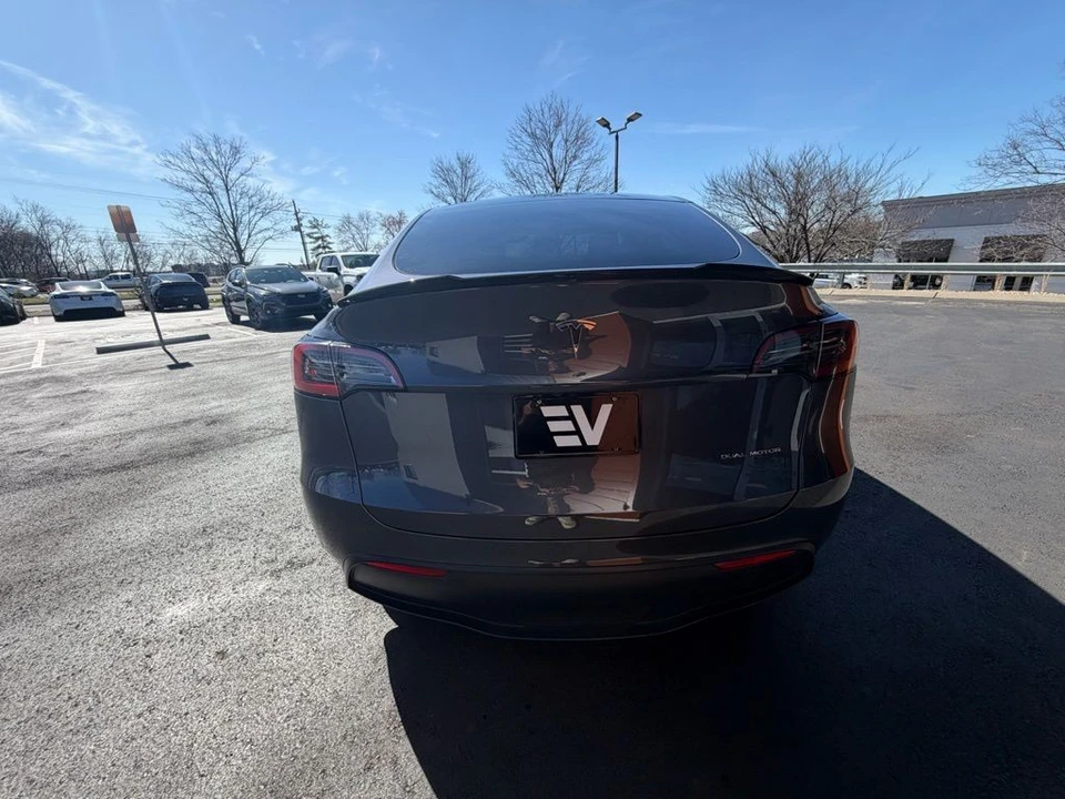 2023 Tesla Model Y - Image 6 of 16