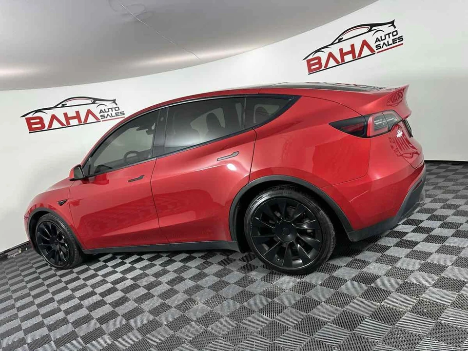 2023 Tesla Model Y - Image 6 of 21