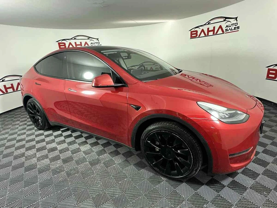 2023 Tesla Model Y - Image 11 of 21