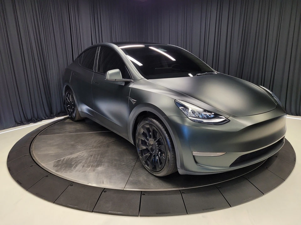2023 Tesla Model Y - Image 4 of 12