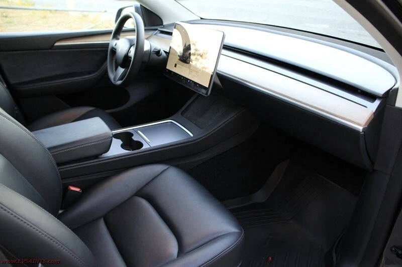 2023 Tesla Model Y - Image 13 of 21