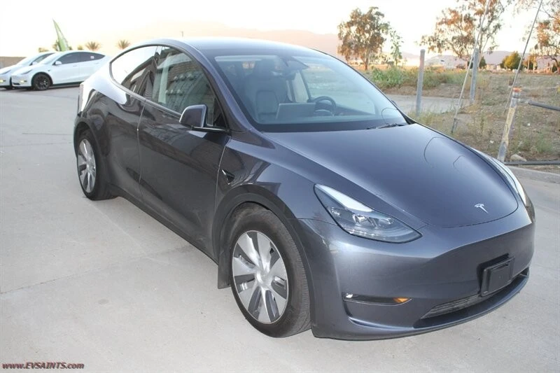 2023 Tesla Model Y - Image 2 of 21