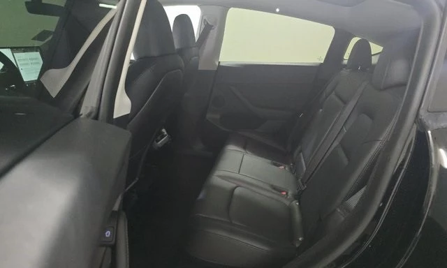 2023 Tesla Model Y - Image 6 of 9