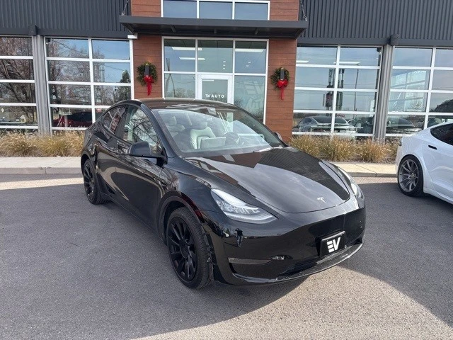2023 Tesla Model Y - Image 2 of 21