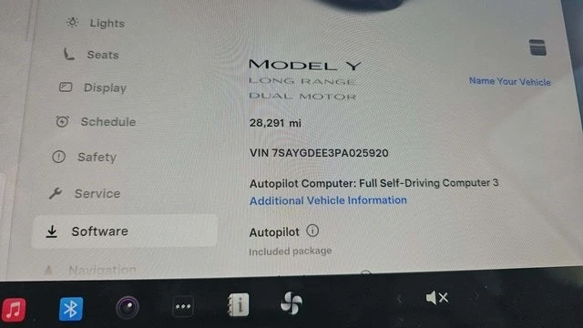 2023 Tesla Model Y - Image 9 of 9