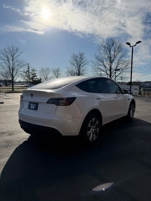 2023 Tesla Model Y - Image 4 of 18