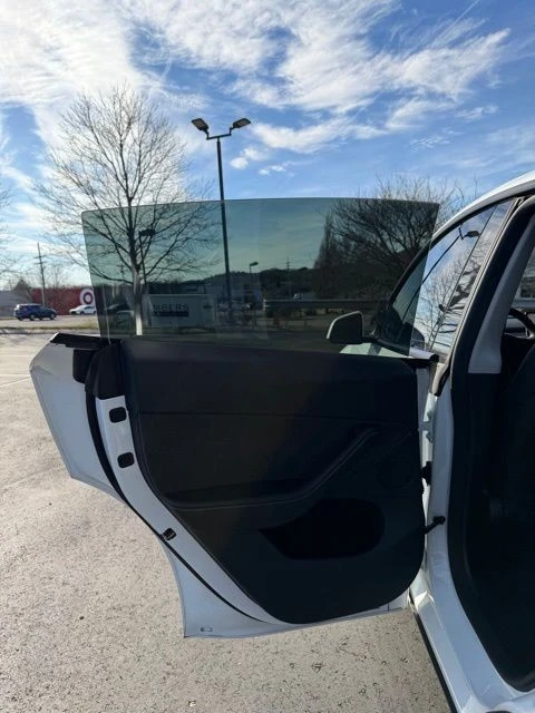 2023 Tesla Model Y - Image 10 of 18