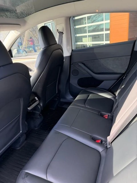 2023 Tesla Model Y - Image 12 of 18