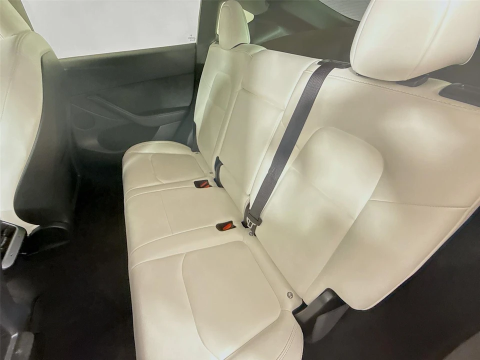 2023 Tesla Model Y - Image 14 of 21