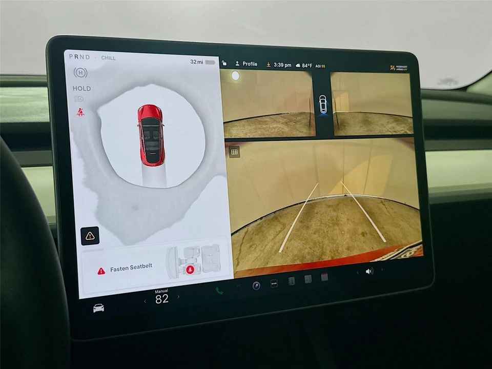 2023 Tesla Model Y - Image 9 of 21
