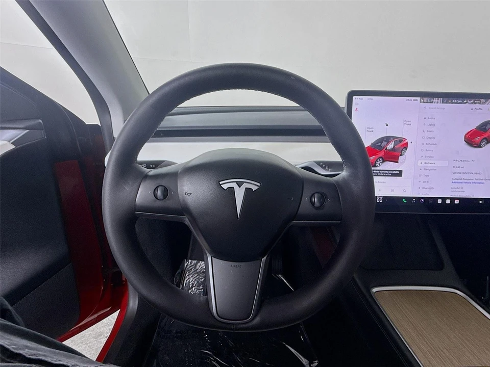 2023 Tesla Model Y - Image 7 of 21