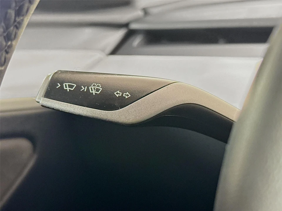 2023 Tesla Model Y - Image 5 of 21