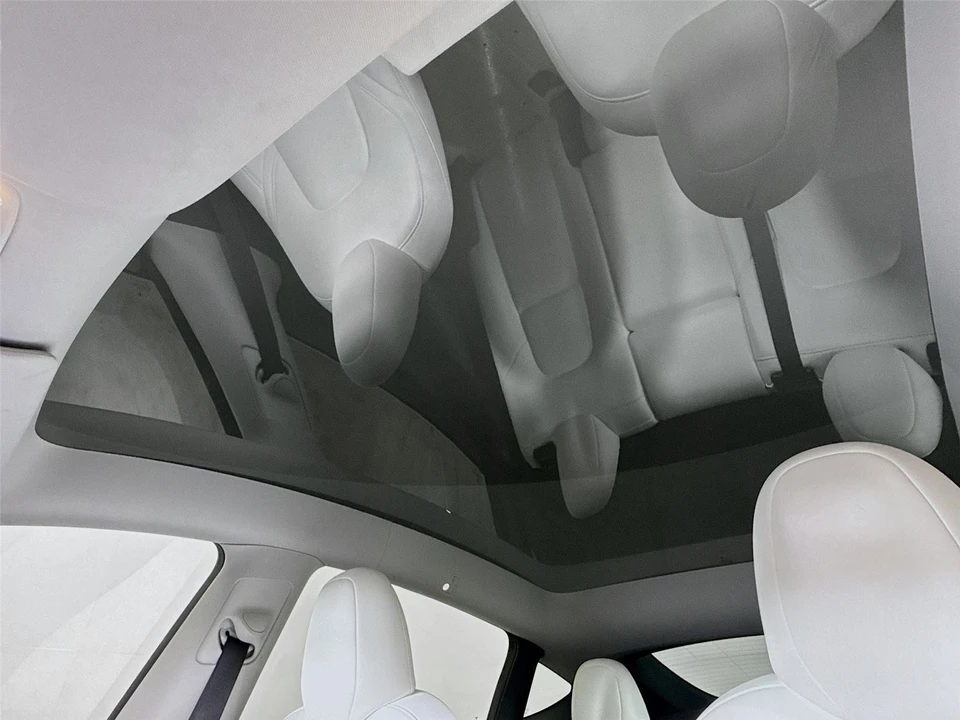 2023 Tesla Model Y - Image 13 of 21
