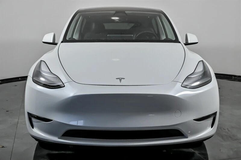 2023 Tesla Model Y - Image 4 of 21