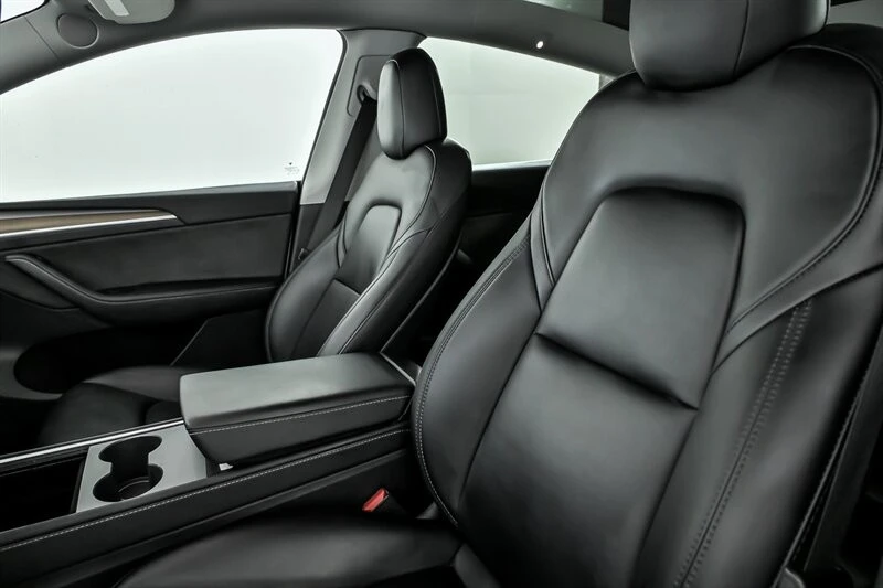2023 Tesla Model Y - Image 18 of 21