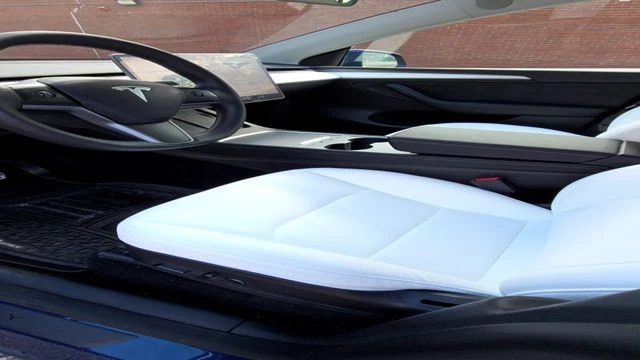 2023 Tesla Model Y - Image 5 of 5