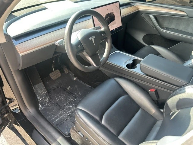 2023 Tesla Model Y - Image 12 of 21