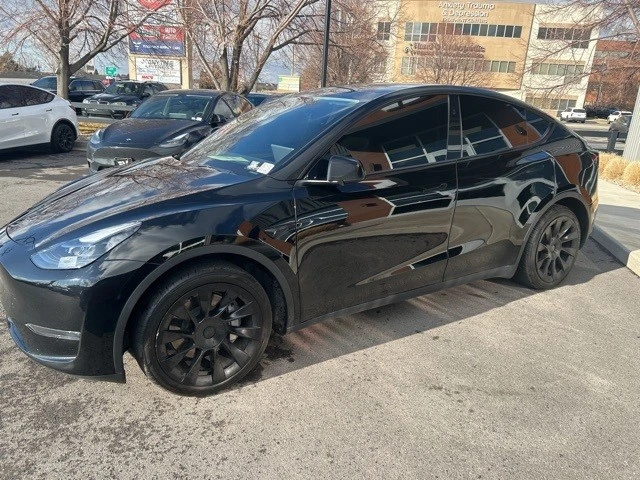 2023 Tesla Model Y - Image 4 of 21
