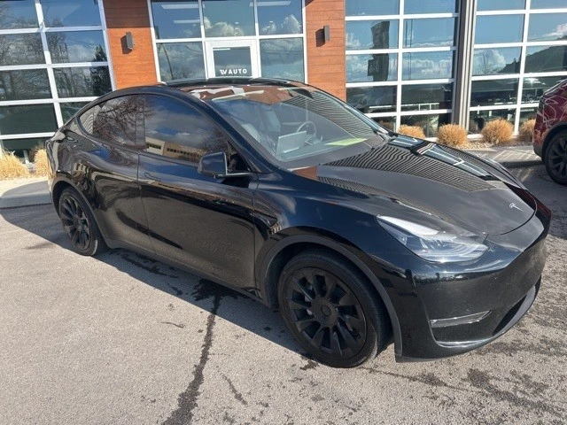 2023 Tesla Model Y - Image 2 of 21