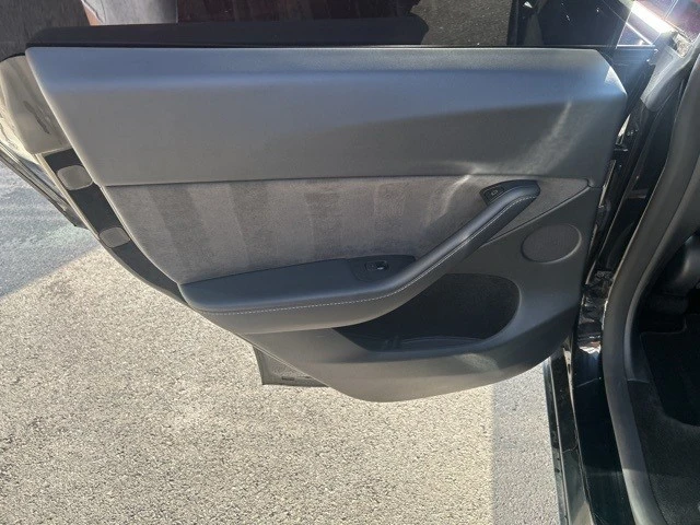 2023 Tesla Model Y - Image 14 of 21