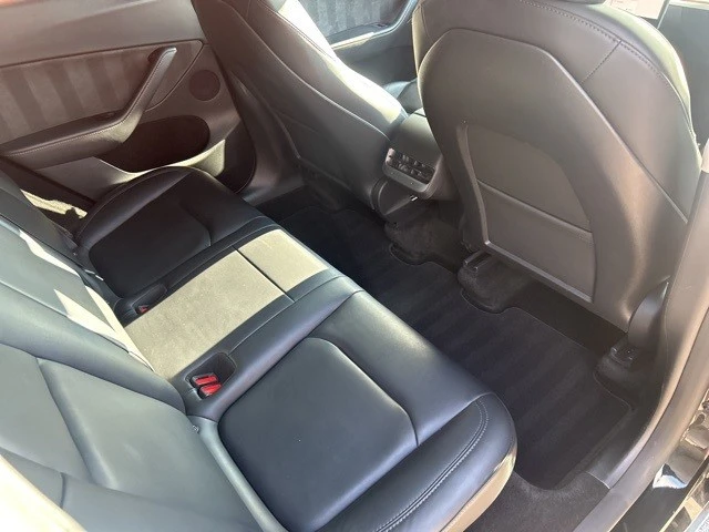 2023 Tesla Model Y - Image 19 of 21