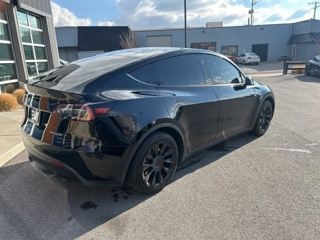 2023 Tesla Model Y - Image 8 of 21