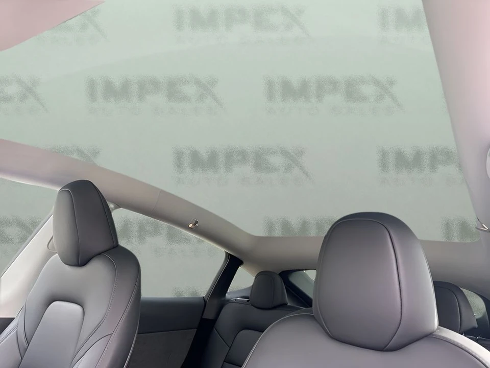 2023 Tesla Model Y - Image 11 of 31