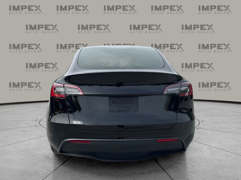 2023 Tesla Model Y - Image 4 of 31