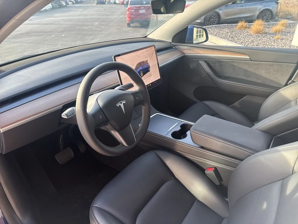 2023 Tesla Model Y - Image 12 of 21