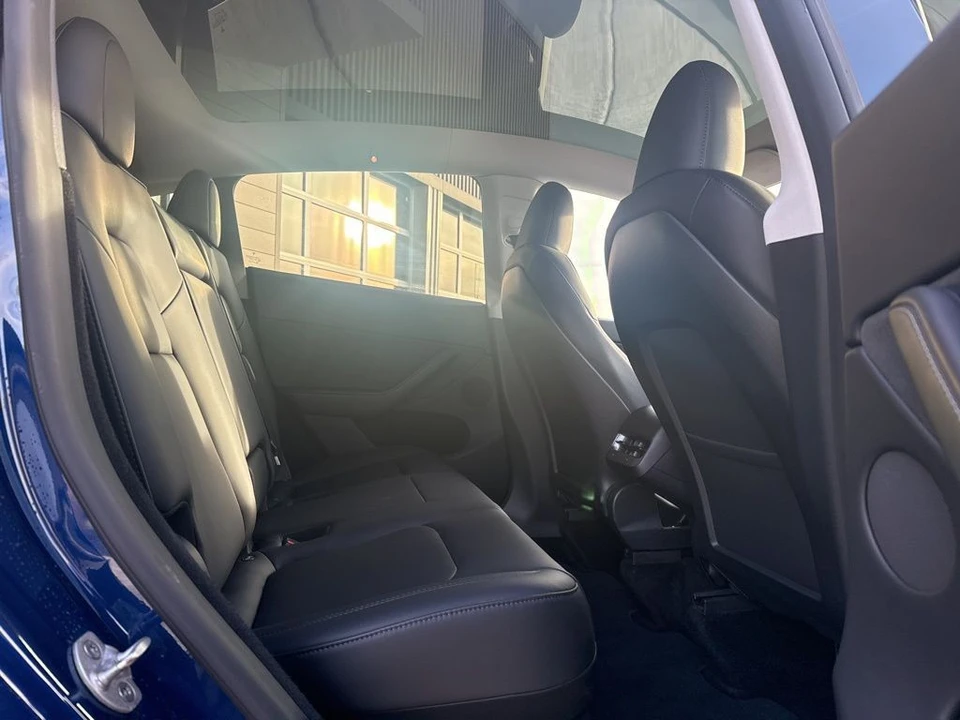 2023 Tesla Model Y - Image 20 of 21
