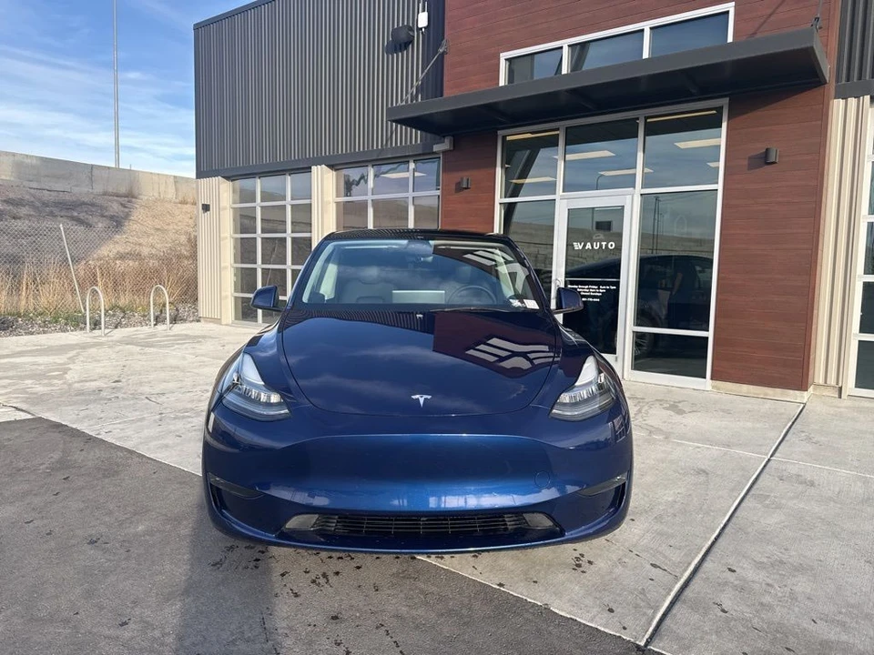 2023 Tesla Model Y - Image 3 of 21
