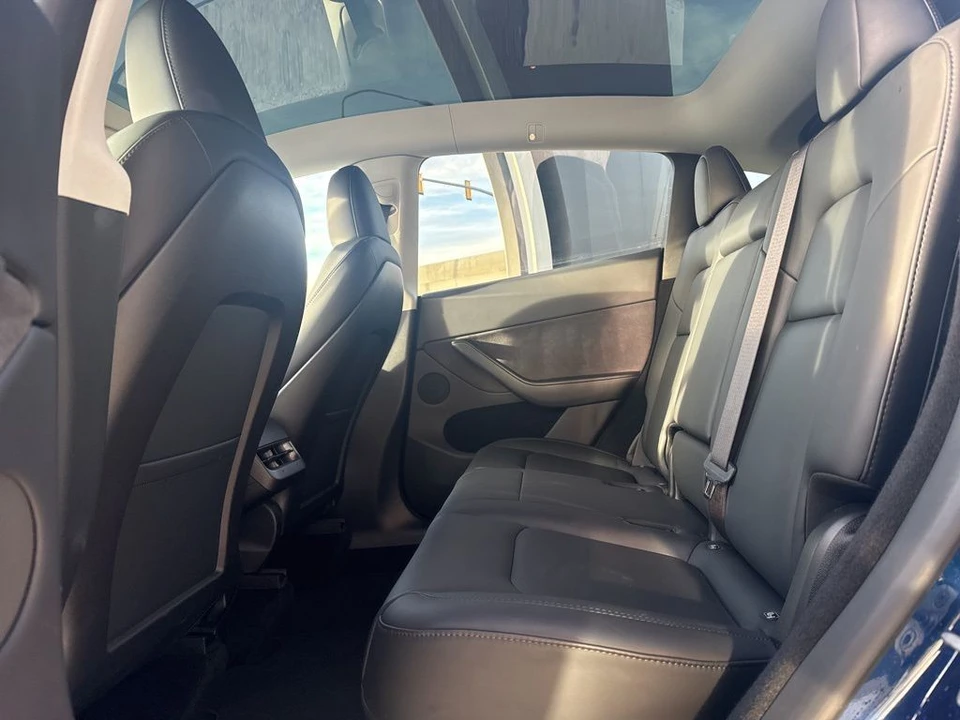 2023 Tesla Model Y - Image 16 of 21