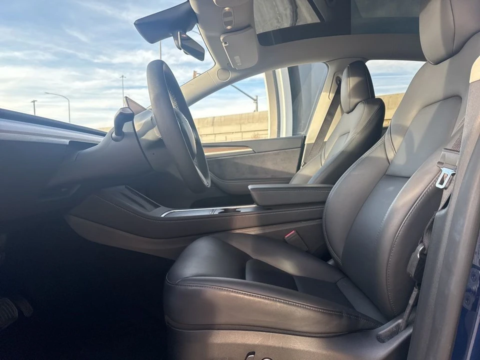 2023 Tesla Model Y - Image 13 of 21
