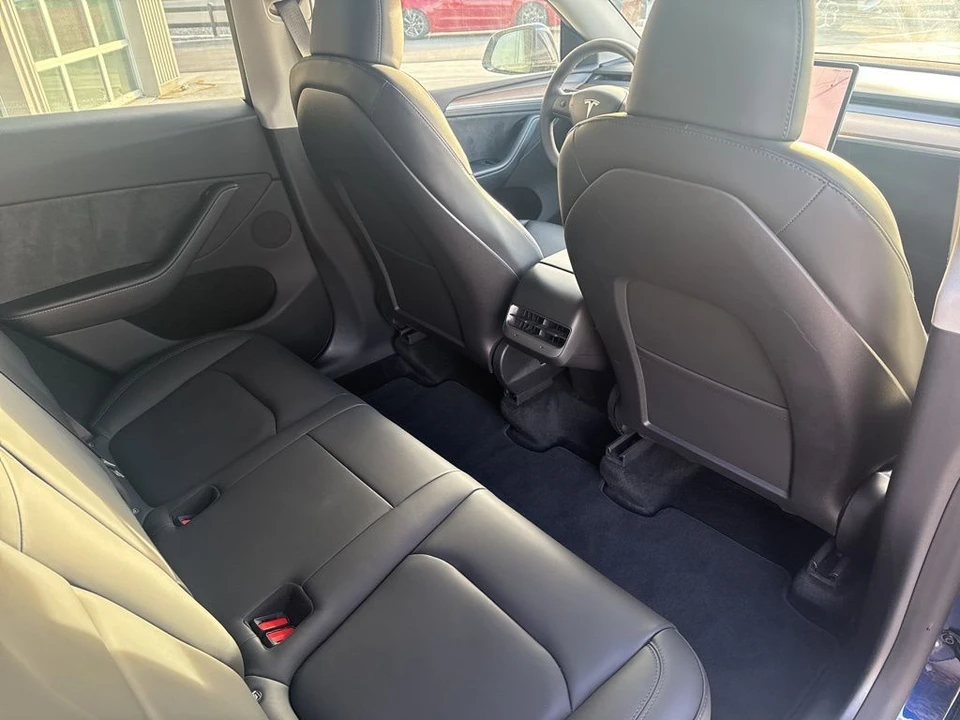 2023 Tesla Model Y - Image 19 of 21