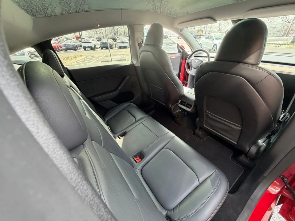 2023 Tesla Model Y - Image 12 of 15