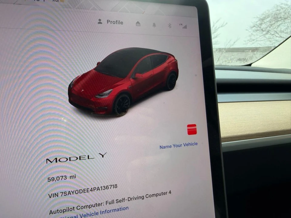 2023 Tesla Model Y - Image 15 of 15