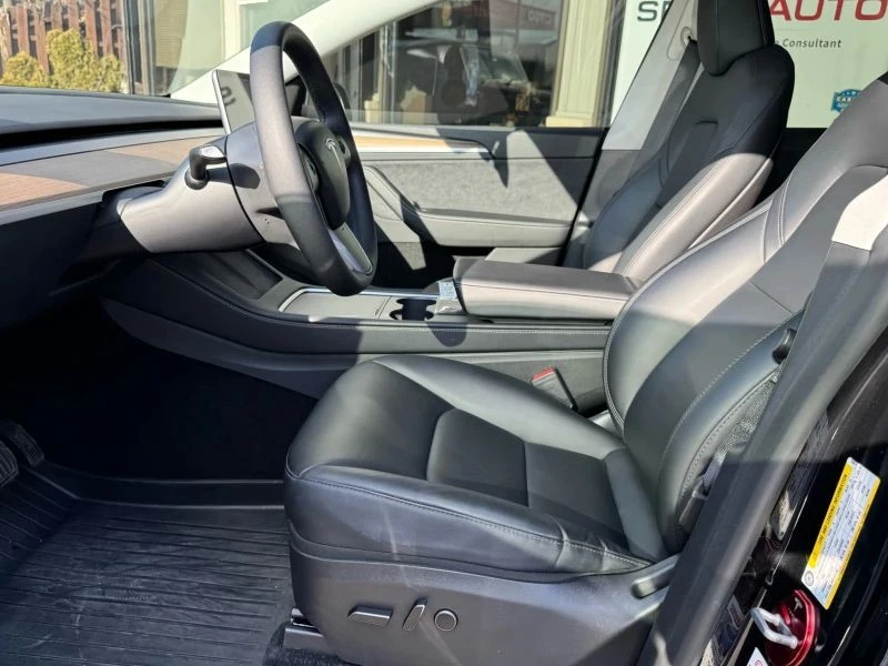 2023 Tesla Model Y - Image 11 of 12