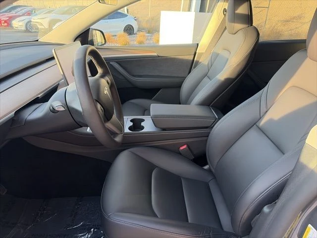 2023 Tesla Model Y - Image 13 of 21