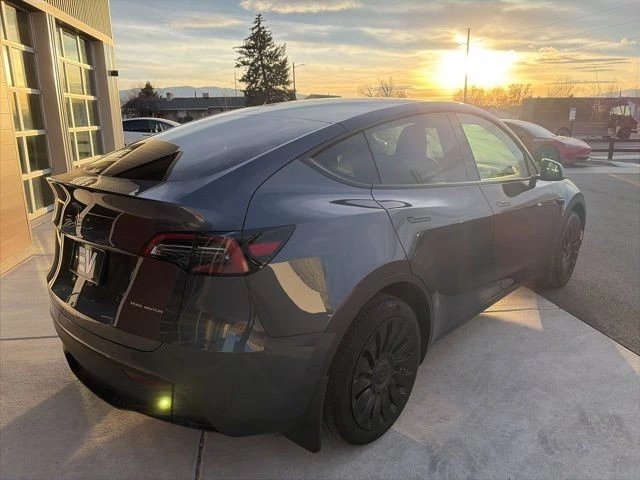 2023 Tesla Model Y - Image 8 of 21