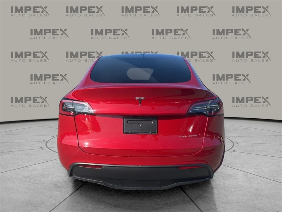 2023 Tesla Model Y - Image 4 of 12