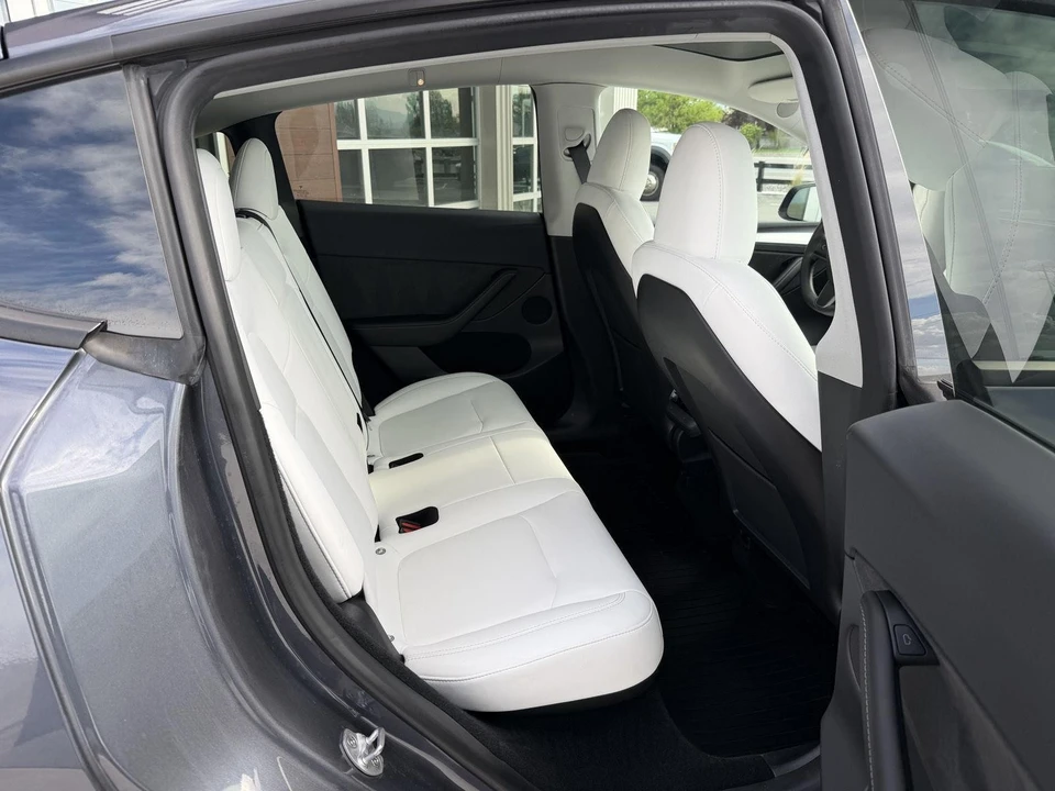 2023 Tesla Model Y - Image 20 of 26