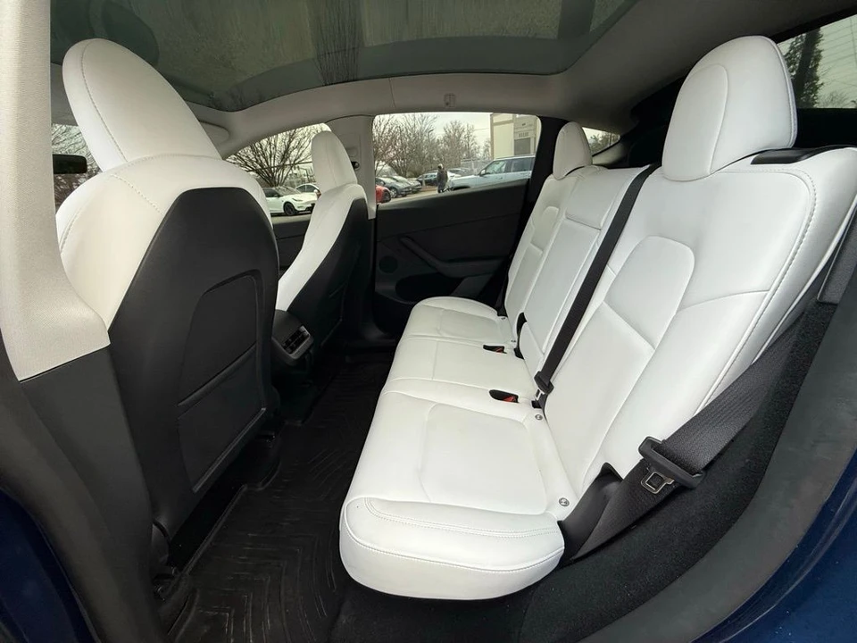 2023 Tesla Model Y - Image 13 of 21