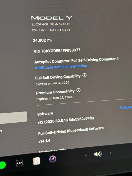 2023 Tesla Model Y - Image 21 of 21