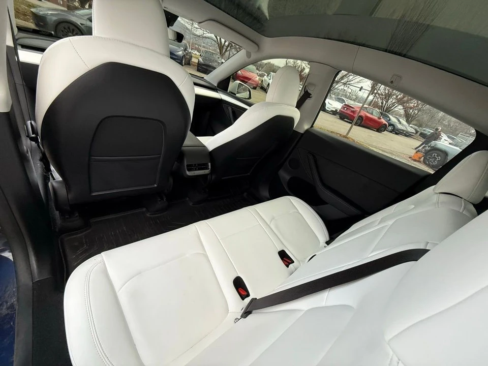 2023 Tesla Model Y - Image 12 of 21