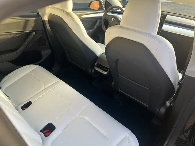 2023 Tesla Model Y - Image 18 of 21