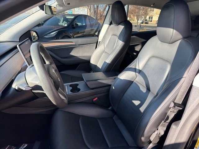 2023 Tesla Model Y - Image 13 of 21