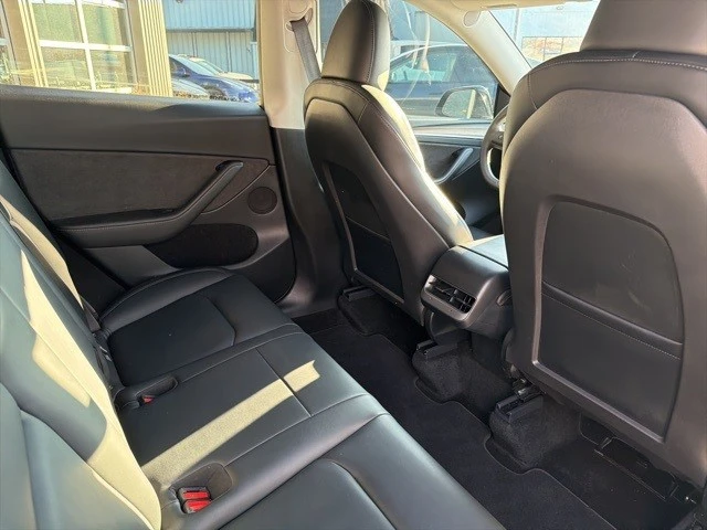 2023 Tesla Model Y - Image 19 of 21