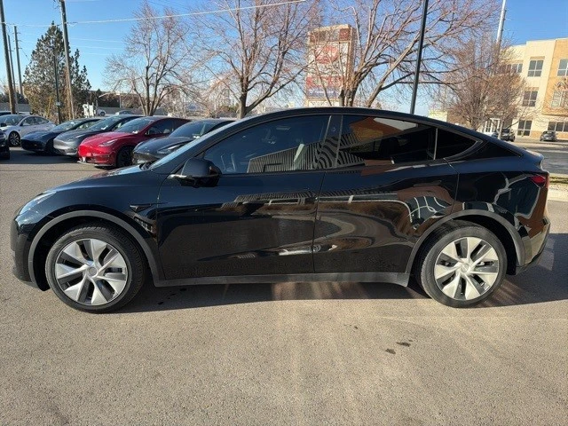2023 Tesla Model Y - Image 5 of 21