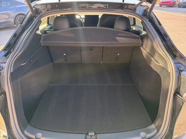 2023 Tesla Model Y - Image 17 of 21